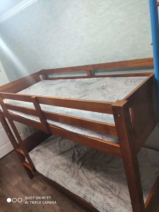 Двухярусная кровать