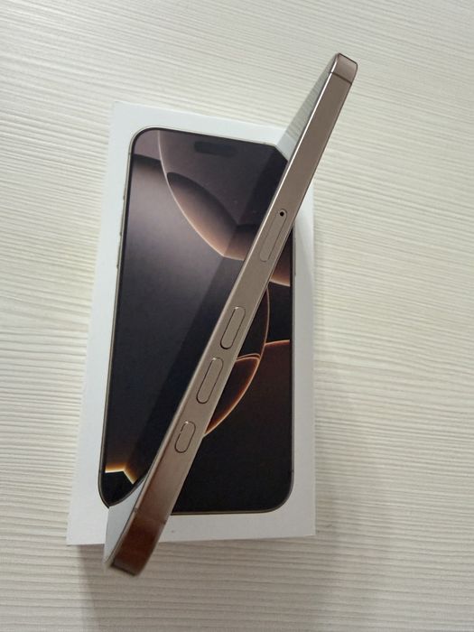 Iphone 16 pro max gold 256 GB