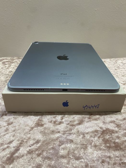 iPad Air 4 2020 /Celular / Wi-fi / 64 GB