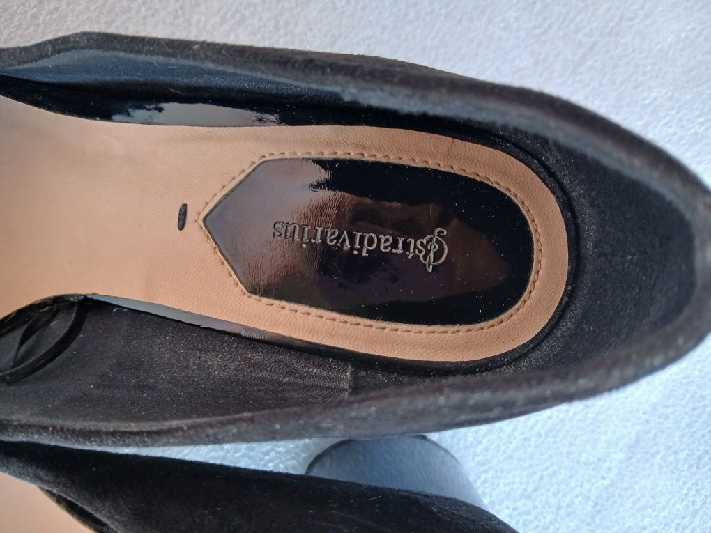 Обувки Stradivarius, 38 номер
