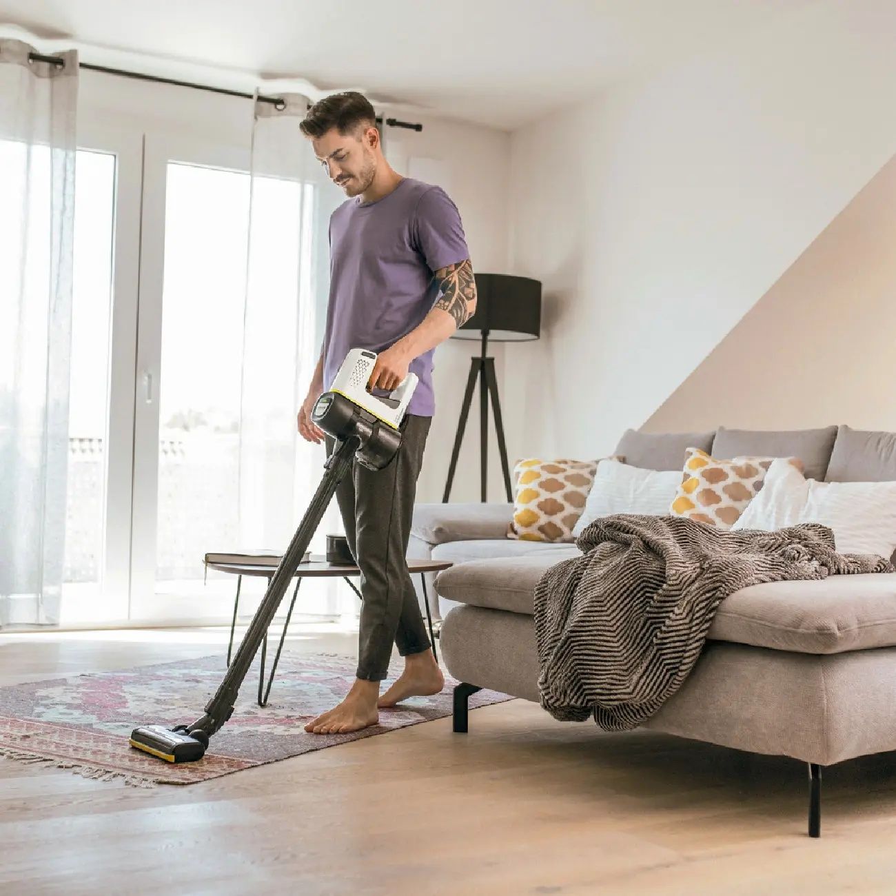 Аккумуляторный пылесос Karcher VC 4 Cordless myHome