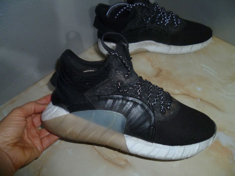 ADIDAS маратонки №42