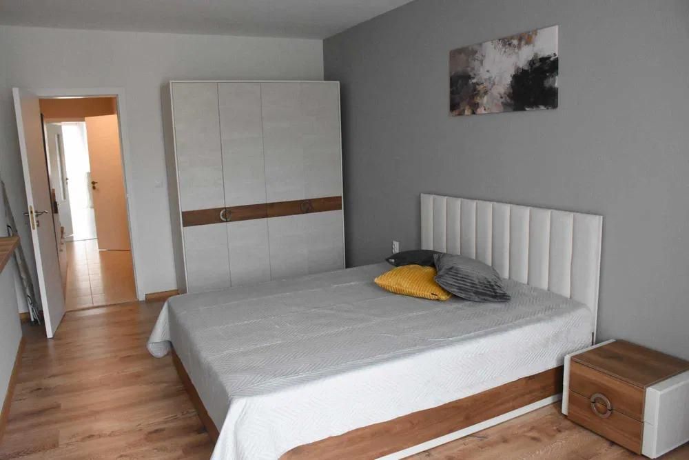 Дава се под наем Двустаен апартамент в Варна, Център - 60 кв.м за 700 € - Снимка #6