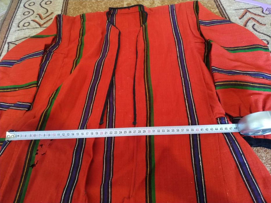 Продавам Аладжа носия