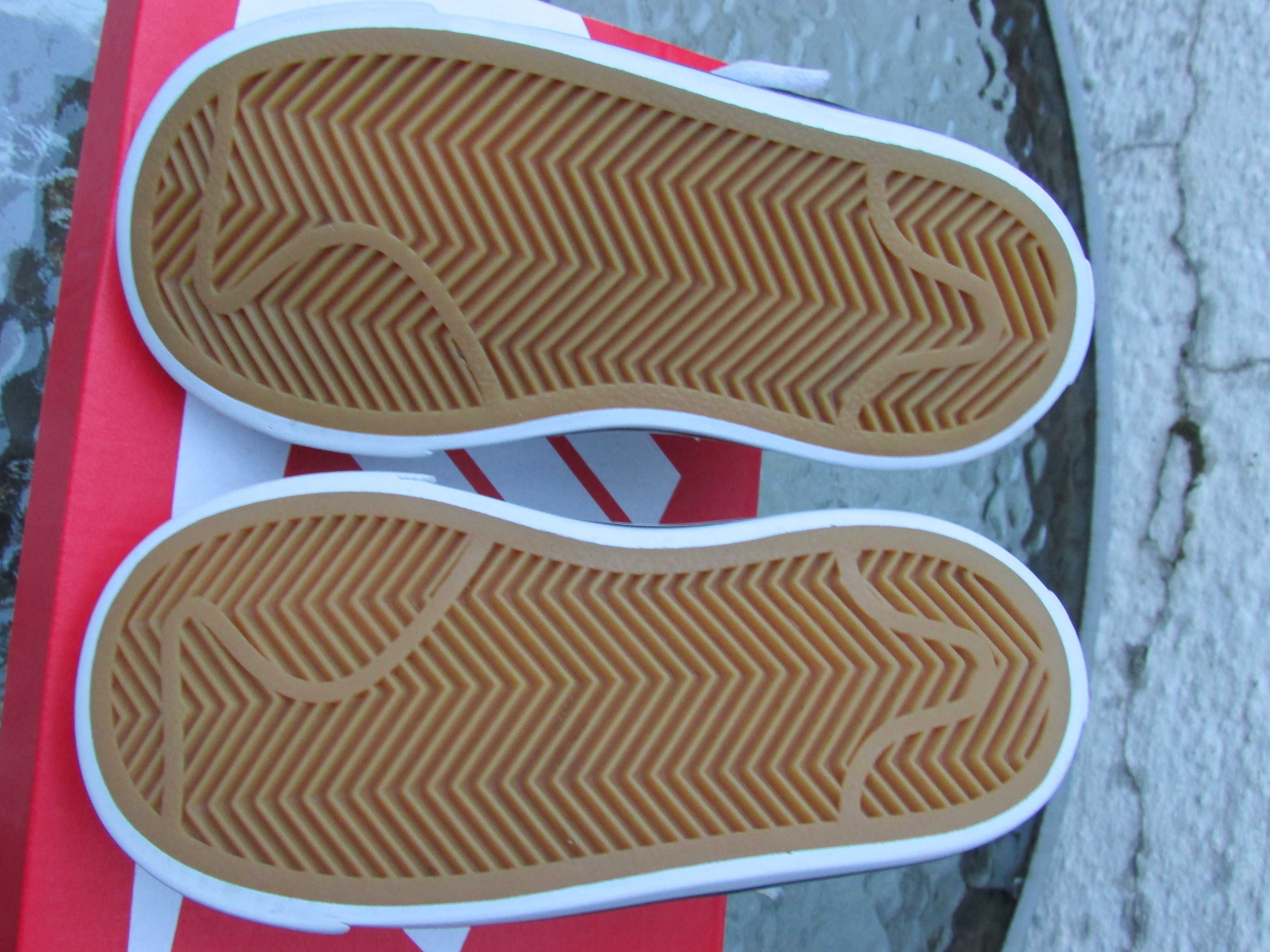 Детски маратонки Nike Court Legacy