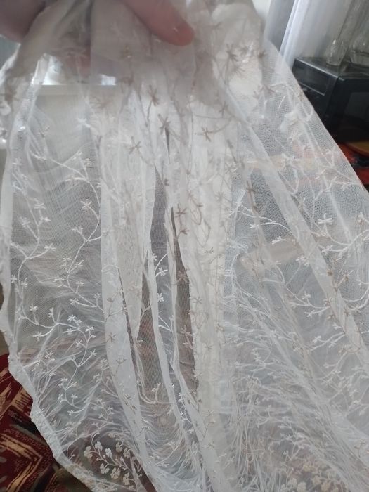 Продаю тюль в зал или в спальню