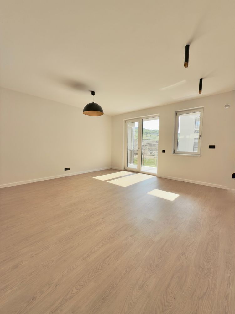 Apartament 2 camere zona Vivo/ Metro