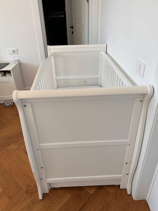 Pătuț cu saltea inclusă