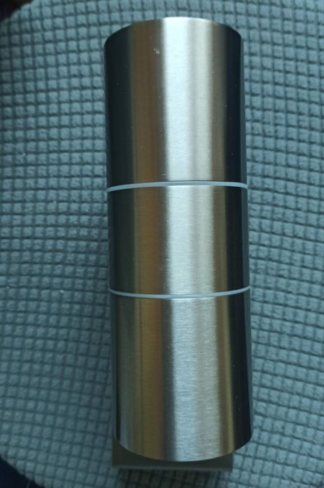 Lampă de perete din inox