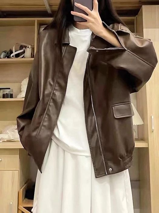 Женская куртка на осень