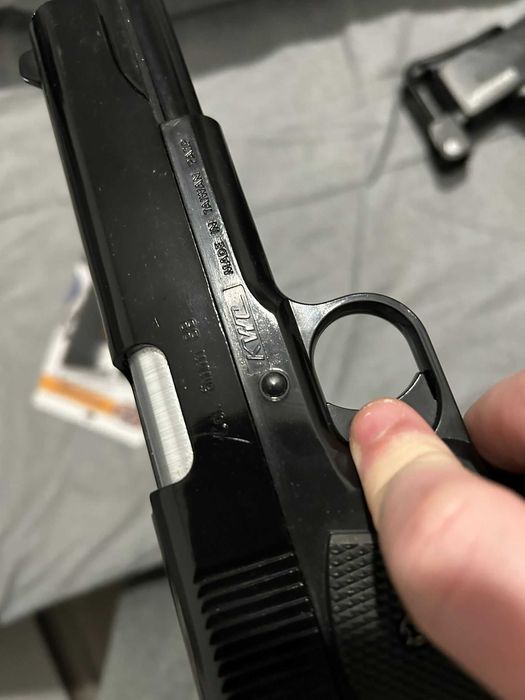 colt 1911 - spring - 2 incarcatoare extra airsoft