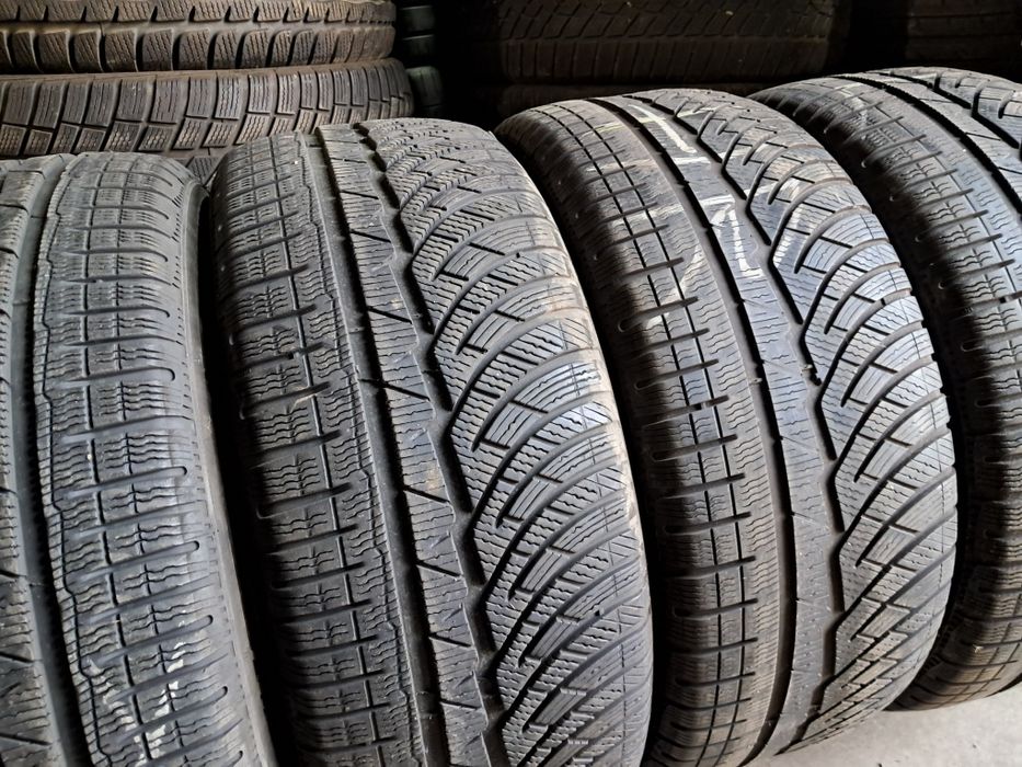 Anvelope second iarna 245 45 R18 Michelin