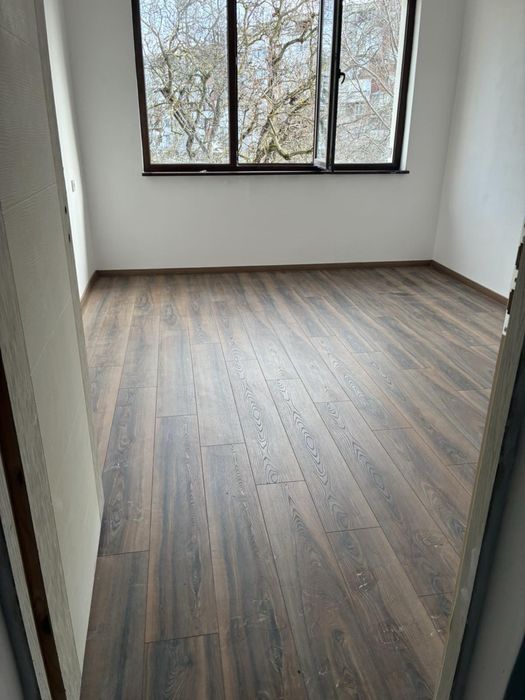 Продава се Двустаен апартамент в Добрич, Свети Георги - 68 кв.м за 1200 €/кв.м - Снимка #1