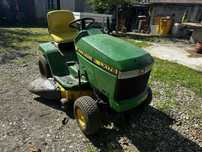 Tractoras gazon John Deere LX 176