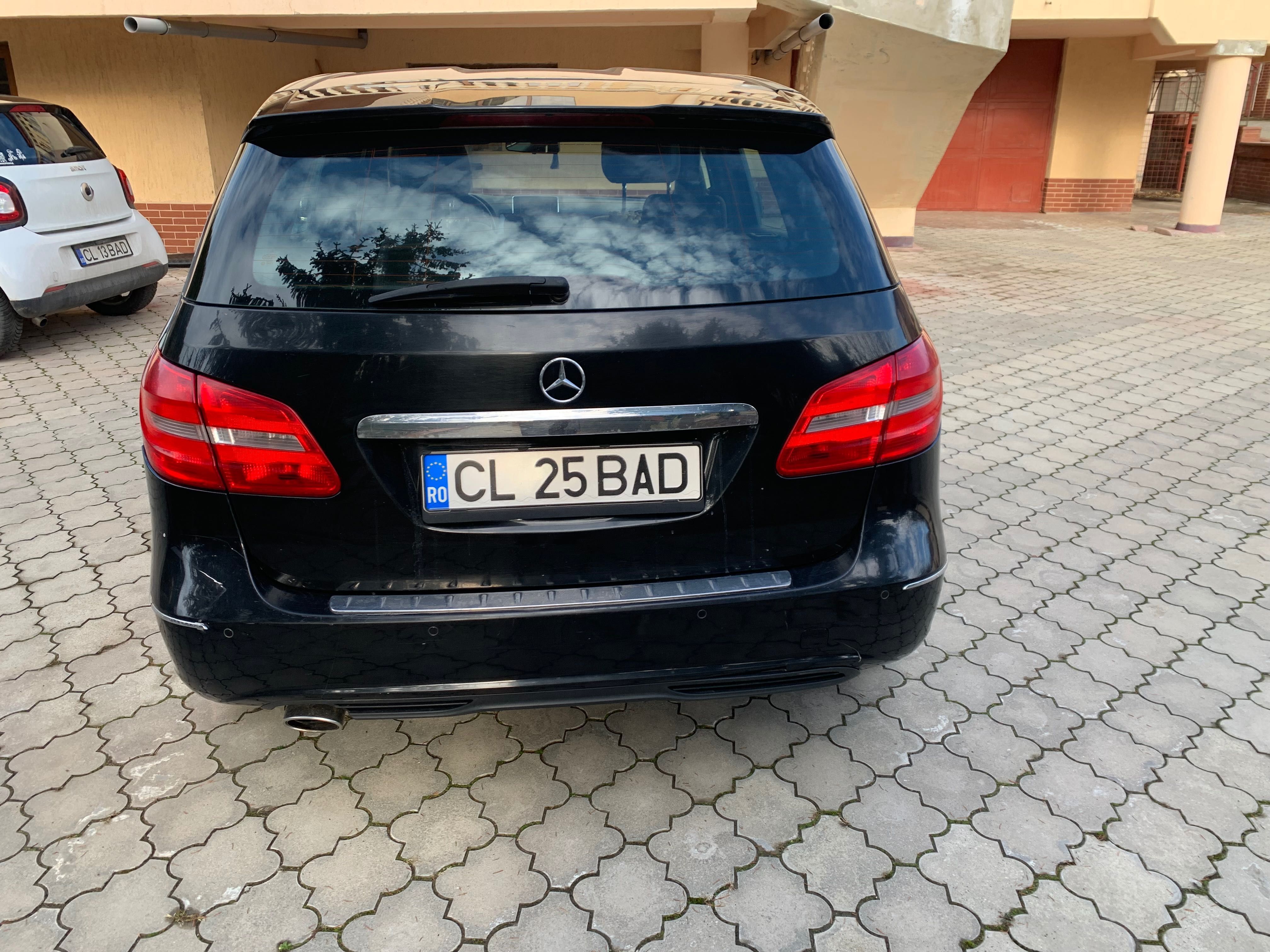 Mercedes clasa b an  2012