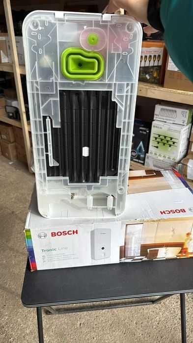 Incalzitor de apa electric BOSCH