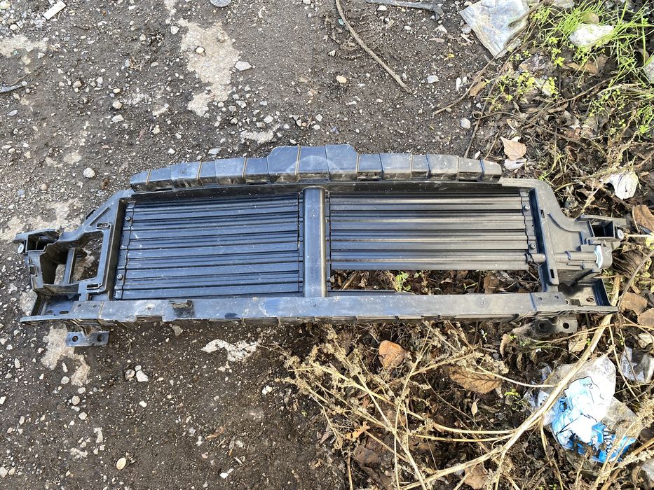 Grila activa Volvo XC 60 2 2018 - 2024 grila shutter radiator XC60