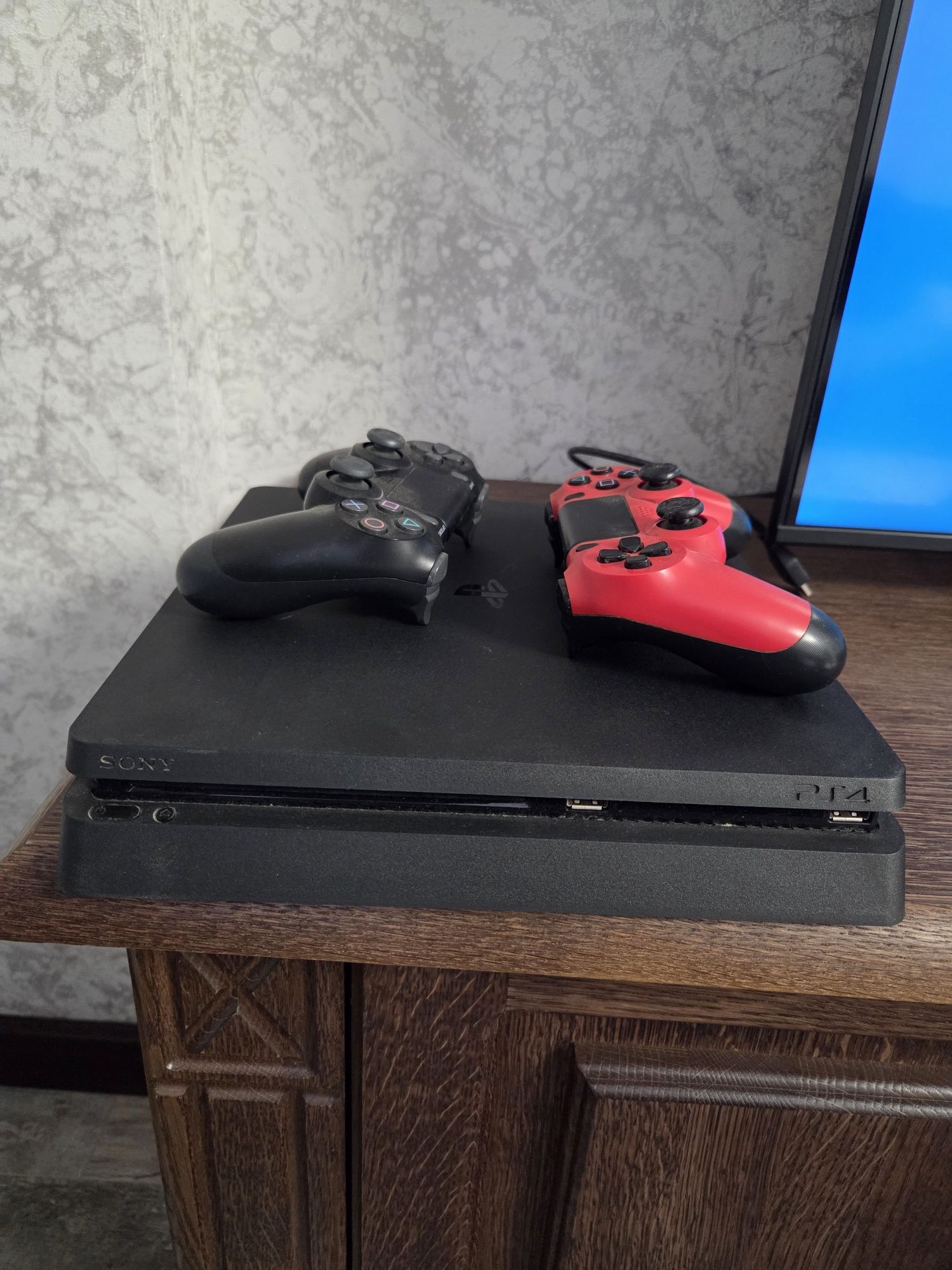 Ps4 500гигов в хорошем состоянии