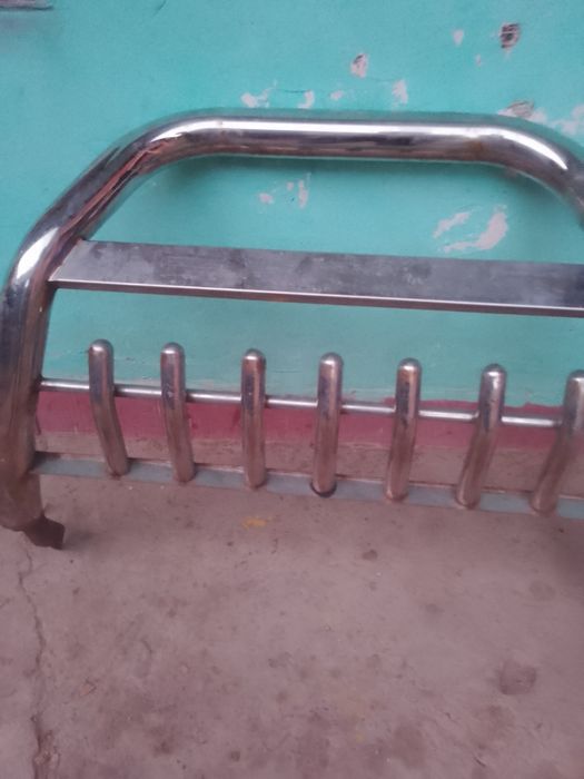 Vând bulbar Dacia Duster