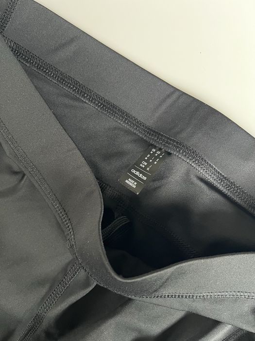 Клин за бягане Adidas, Размер М, черен