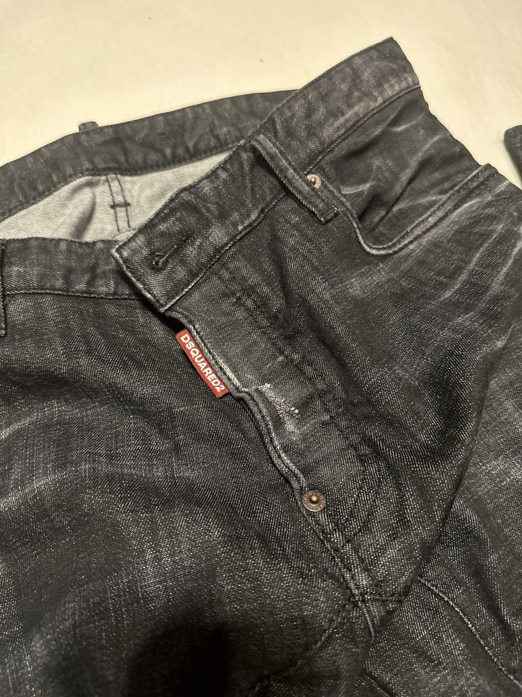 Dsquared2. ОРИГИНАЛНИ! Мъжки дънки.