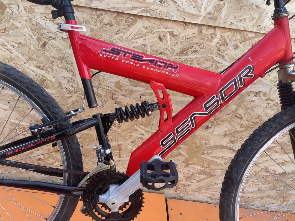 Bicicleta sensor full suspension roti 26”