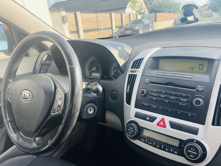 Kia Ceed 1.6 CRDi 115 CP – Diesel – An 2008