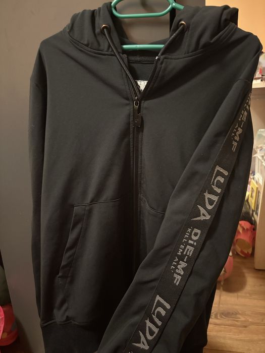 Luda черен суичър