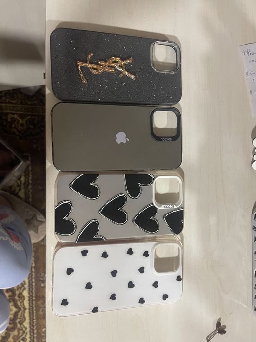 Chexol 12 pro max otdam darom