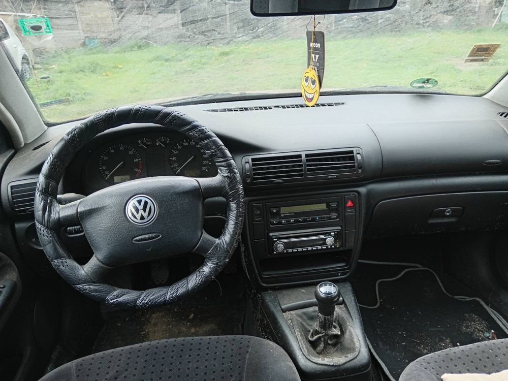 Passat B5 1.6 на части