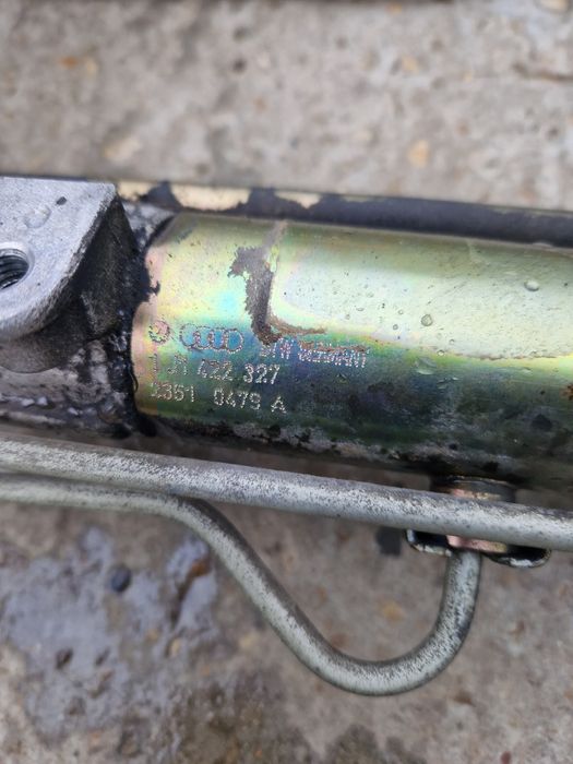 Caseta direcție Volkswagen Golf 4 Cod 1J1422327