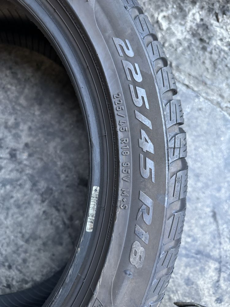 225/45/18 Pireli m+s