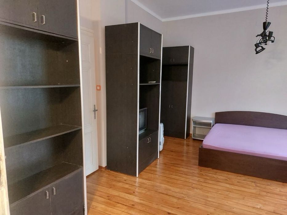 Дава се под наем Едностаен апартамент в София, Център - 60 кв.м за 433.5 € - Снимка #5