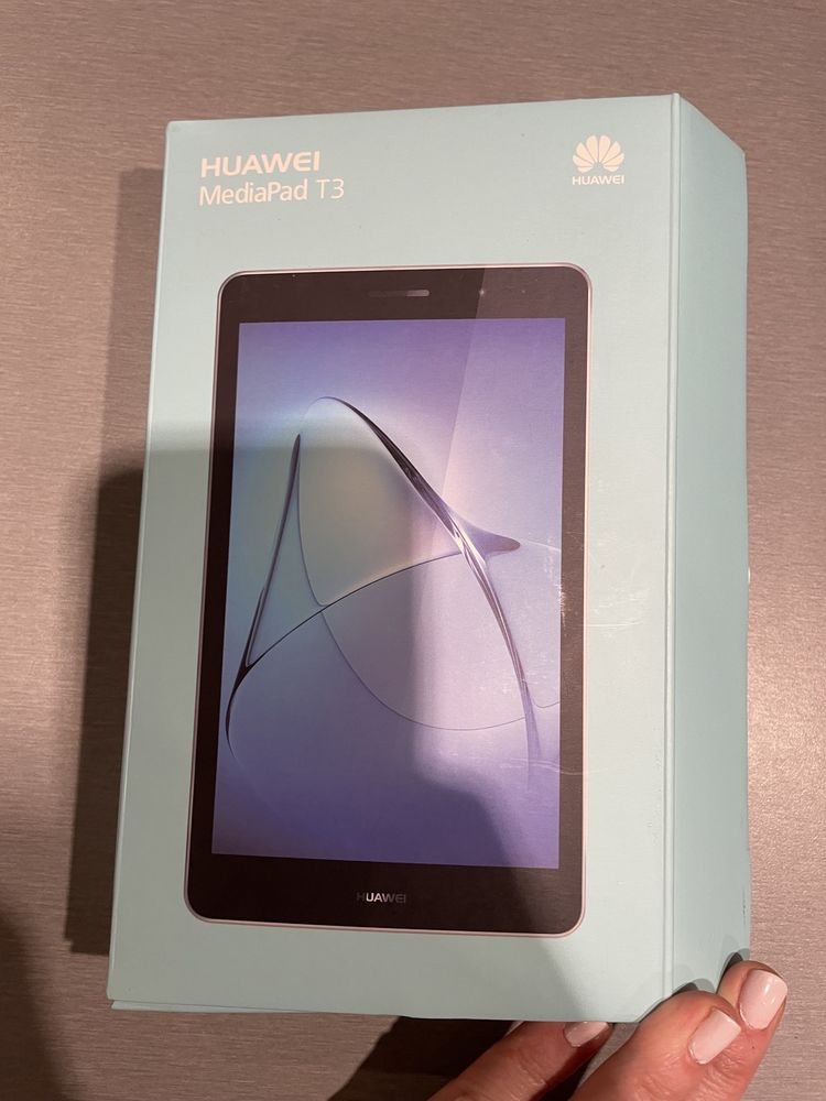 Таблет HUAWEI Media Pad T3