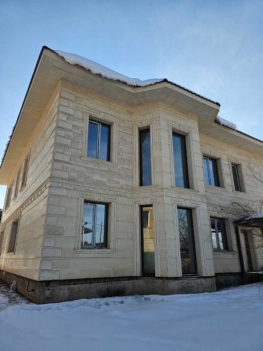 Продам дом 450 кв.м., мкр. Ерменсай