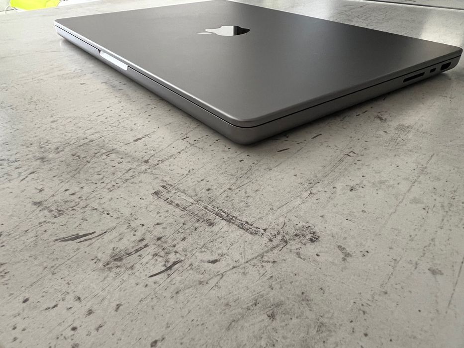 MacBook Pro 14" M1 PRO 8-CPU, 14-GPU, 16RAM, 512SSD