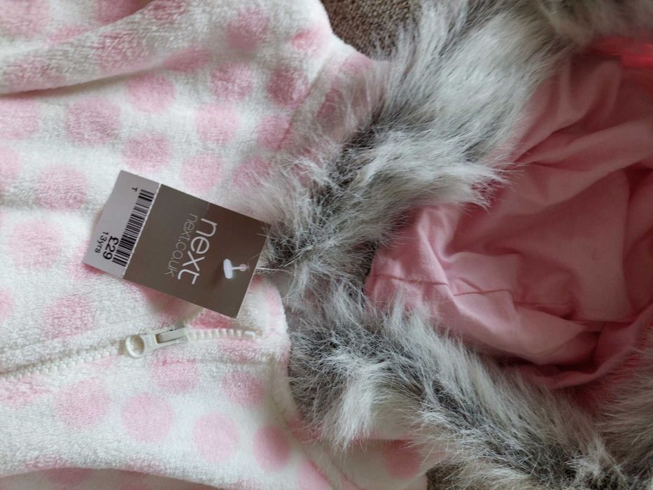 Combinezon Next, salopeta din fleece, nou, cu eticheta, fete, buline