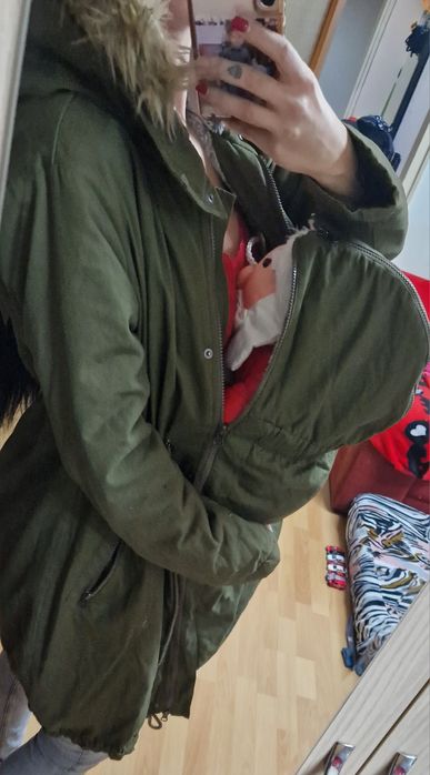 SCHIMB Geaca de gravide cu marsupiu inclus