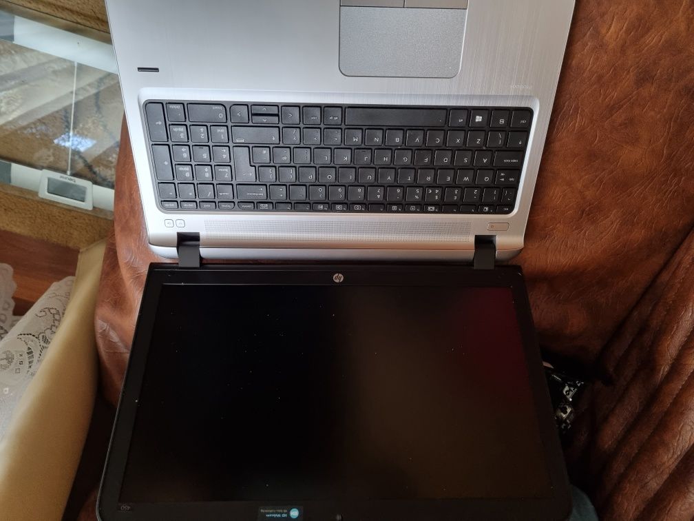 Laptop HP g3 și g4