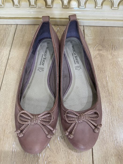 Продам балетки в отличном состоянии 38 размер