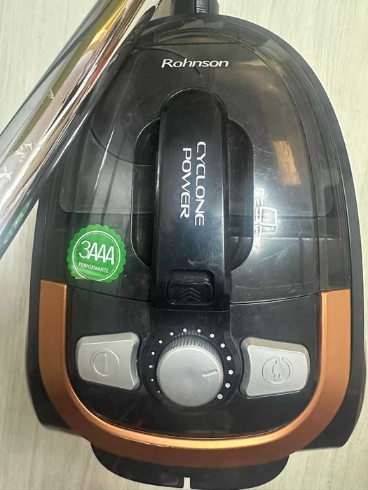 Прахосмукачка  Rohnson