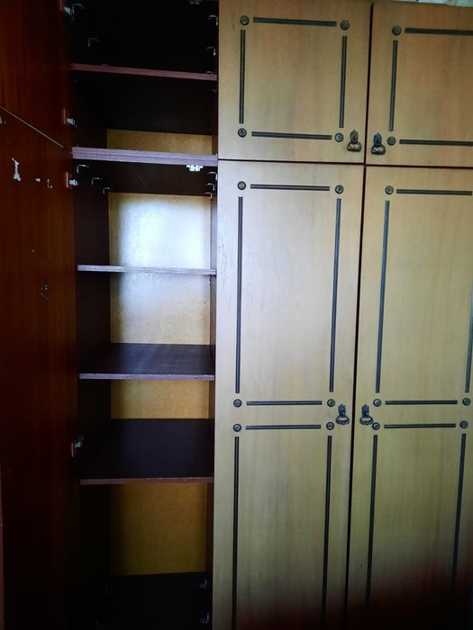 Продается недорого шкаф