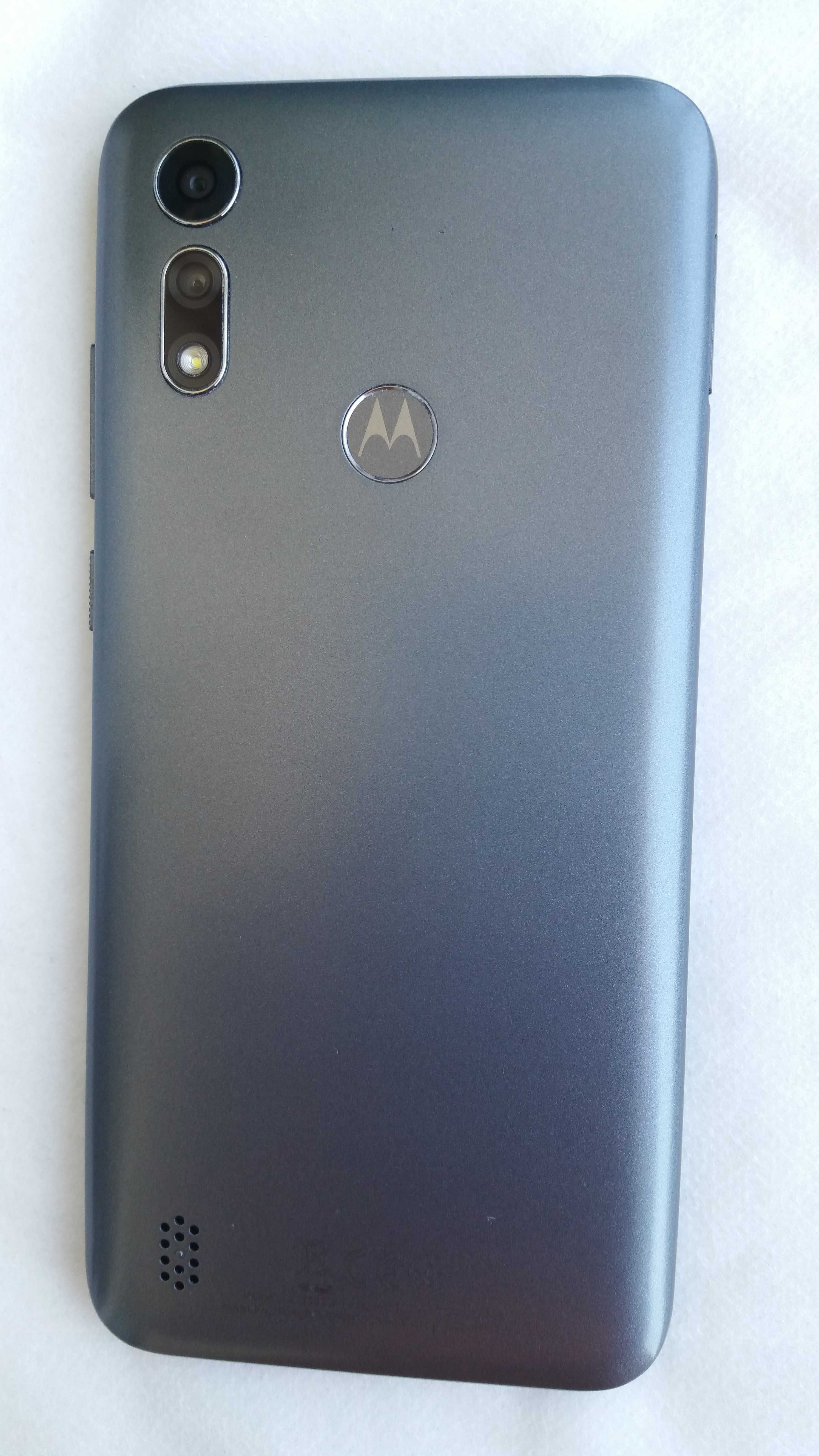 Motorola Moto E6i като нов