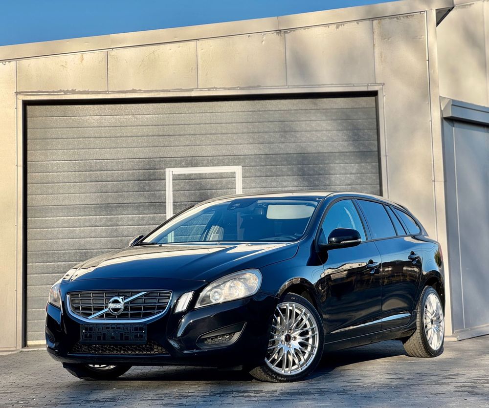 VOLVO V60 1.6d 116CP / Import recent /  AUTOMAT