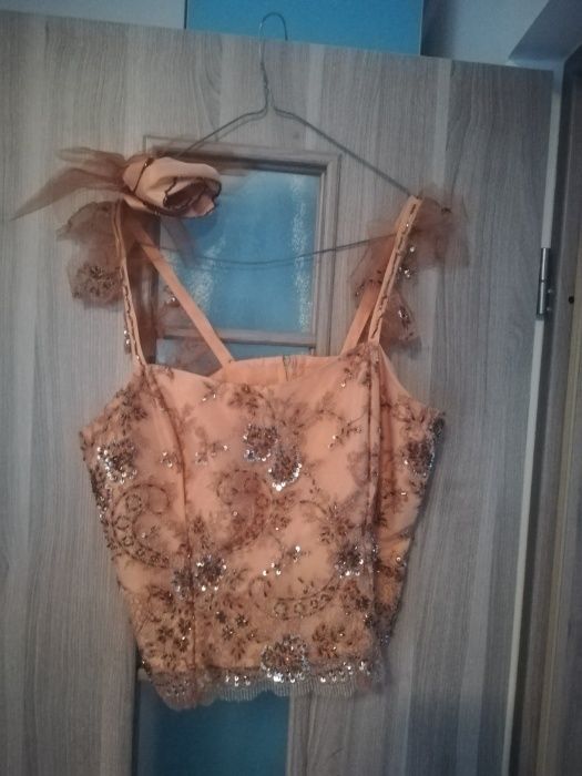 Vand corset cu fusta de gala