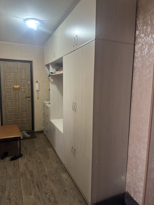 Продам прихожую в отличном состоянии