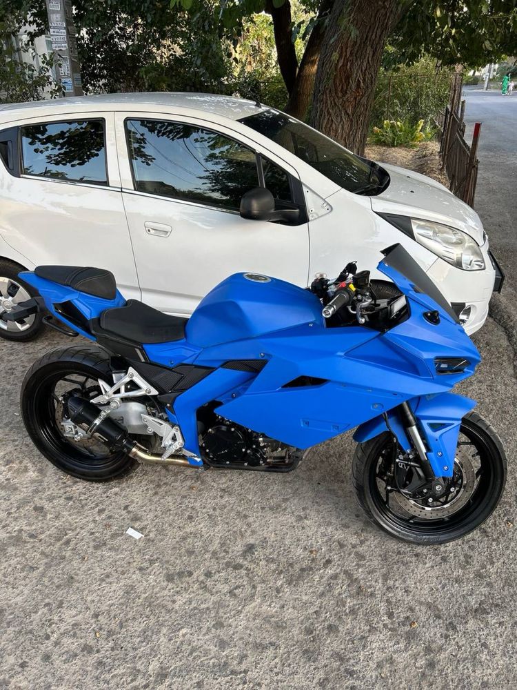 Kawasaci 400cc sportbike + ABS + SC project + shlem