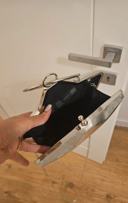 Geanta clutch (plic) model deosebit, noua, potrivita ptr cadouri