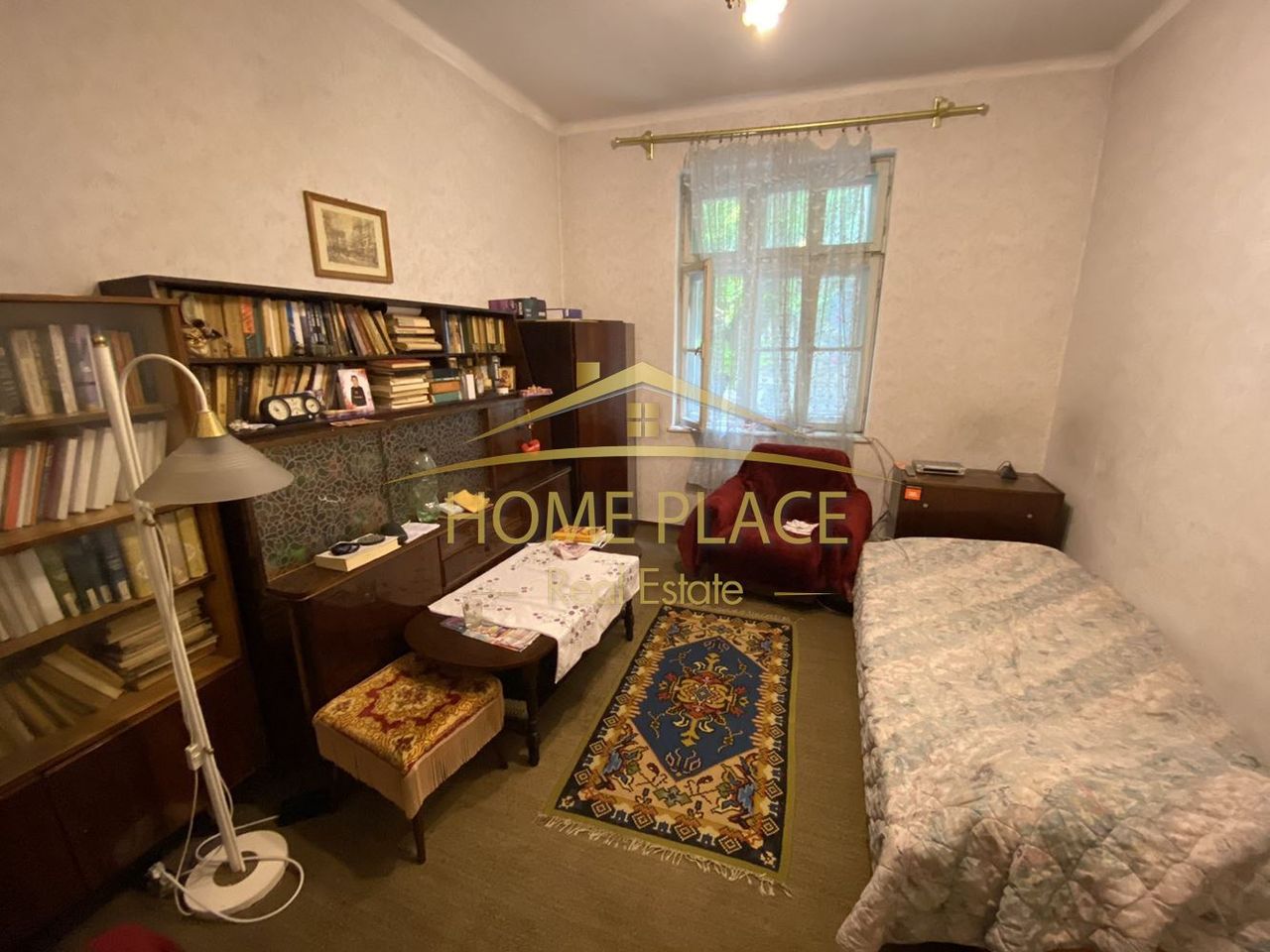 Продава се Етаж от къща в Варна, Център - 100 кв.м за 2400 €/кв.м - Снимка #2