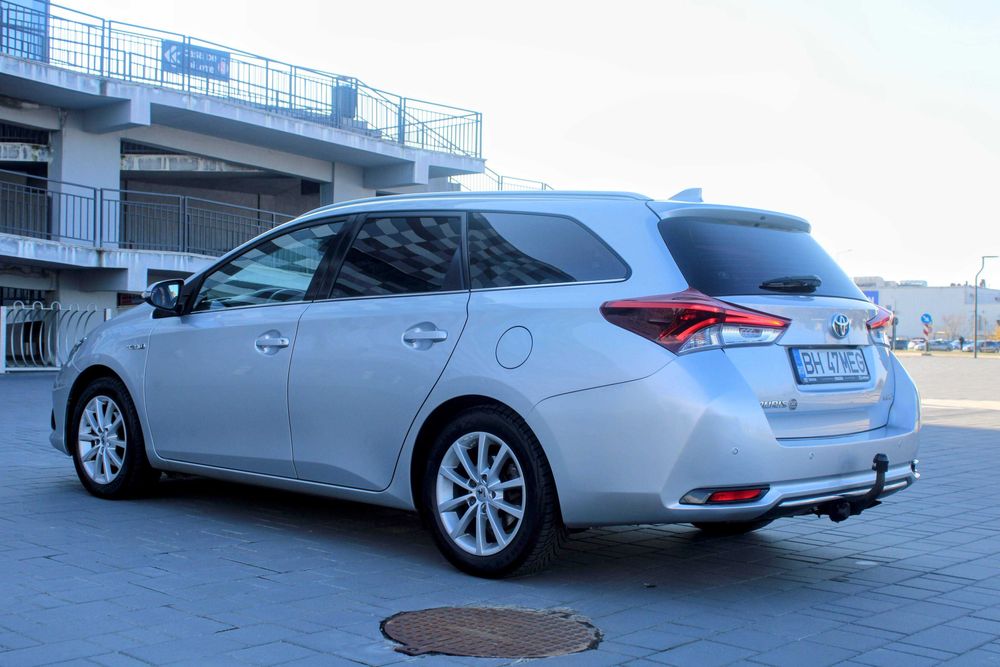 Toyota Auris Hybrid 50th Anniversary Edition/Full Piele/Carte Service